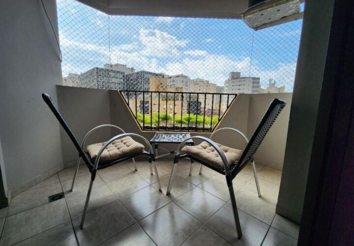 Flat No Hotel Cosmopolitan Com Estacionamento Gratis E Piscina Santos  Exterior foto